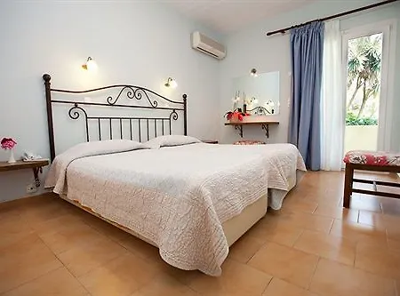 Spiti Prifti 4* Kontokali