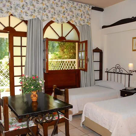 Spiti Prifti Отель