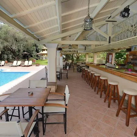 Spiti Prifti Hotel 4*