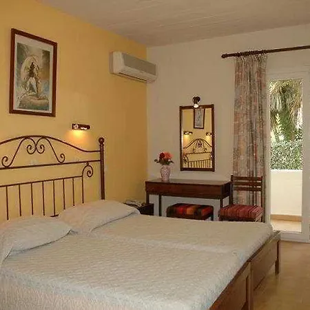 Hotel Spiti Prifti 4*