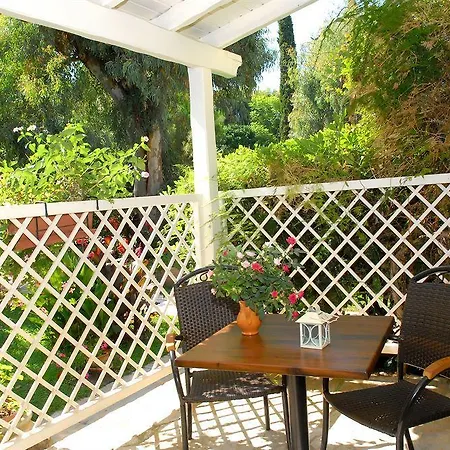 Ξενοδοχείο Spiti Prifti Κοντόκαλι