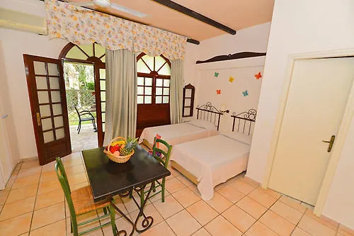 Hotel Spiti Prifti 4*
